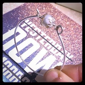 Silver pearl bracelet-get 3 tones for a discount